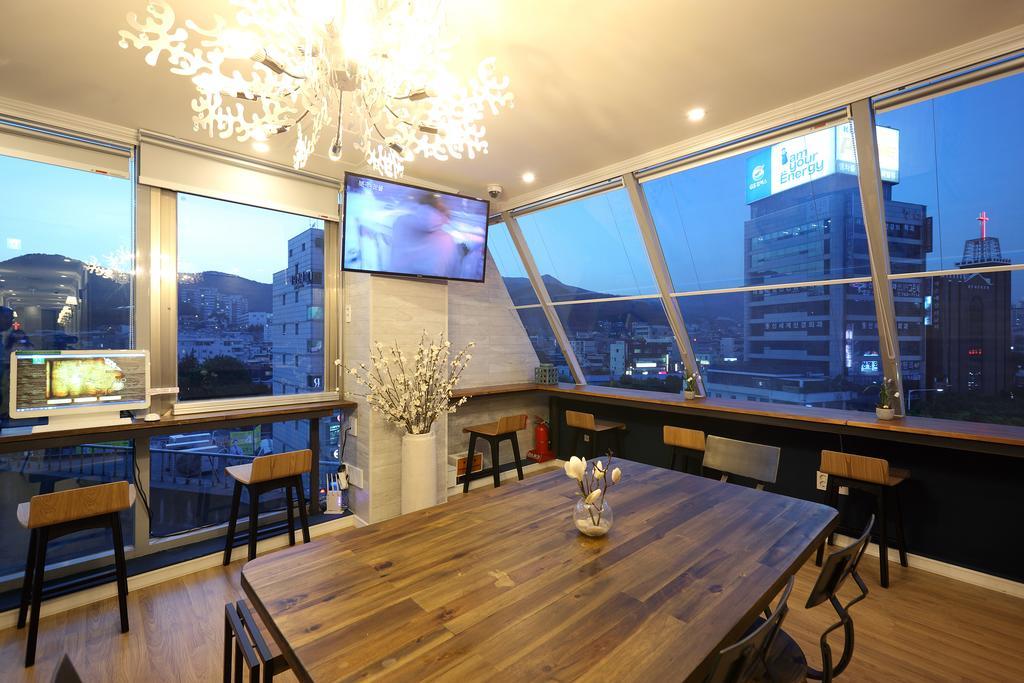 First Guesthouse Busan Dış mekan fotoğraf