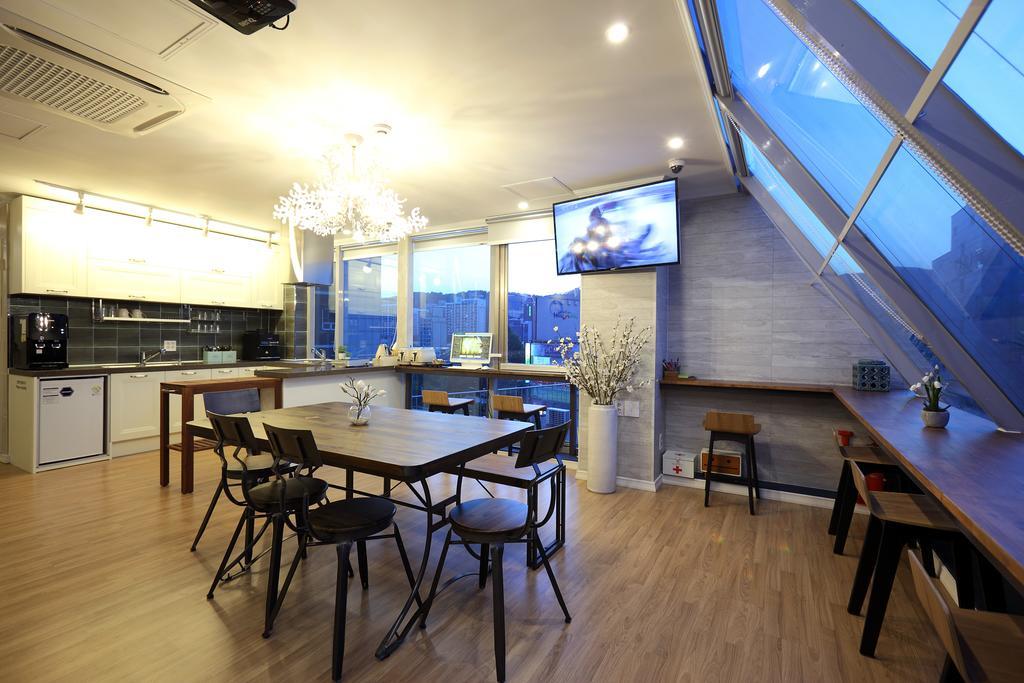 First Guesthouse Busan Dış mekan fotoğraf